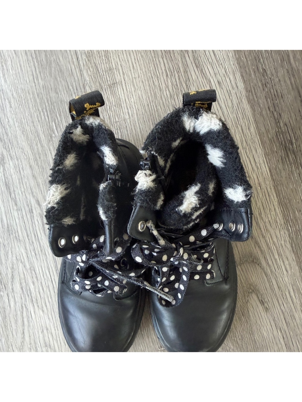 Dr Martens Kids Puffed Black Boots size 1 - Picture 3 of 6